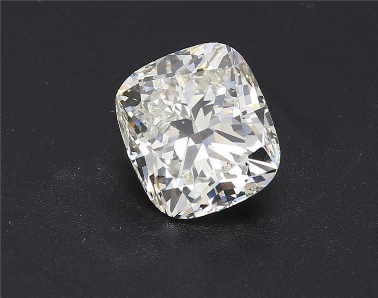 5.01 Carat L-SI2 Cushion Cut Diamond