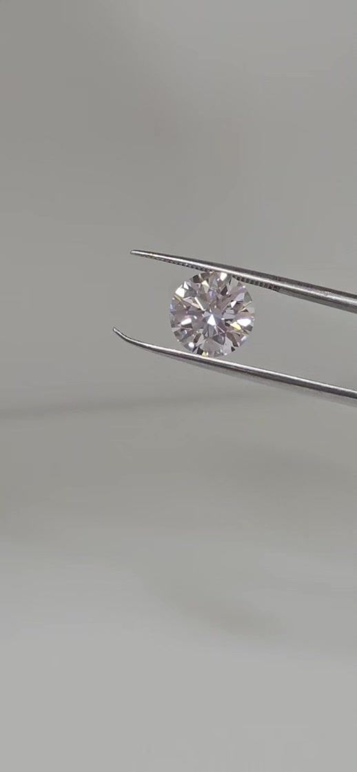 1.91 Carat D-VVS2 Round Cut Diamond