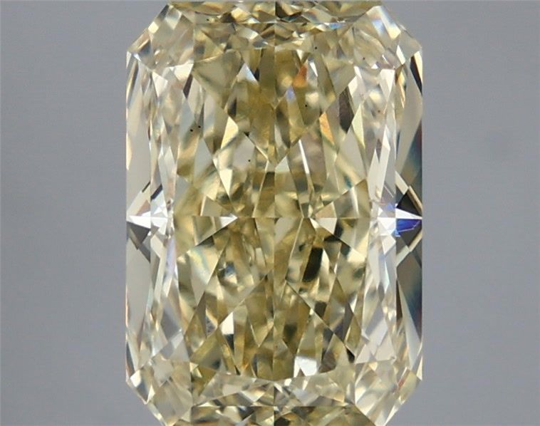 4.52 Carat Radiant Cut Fancy Yellow