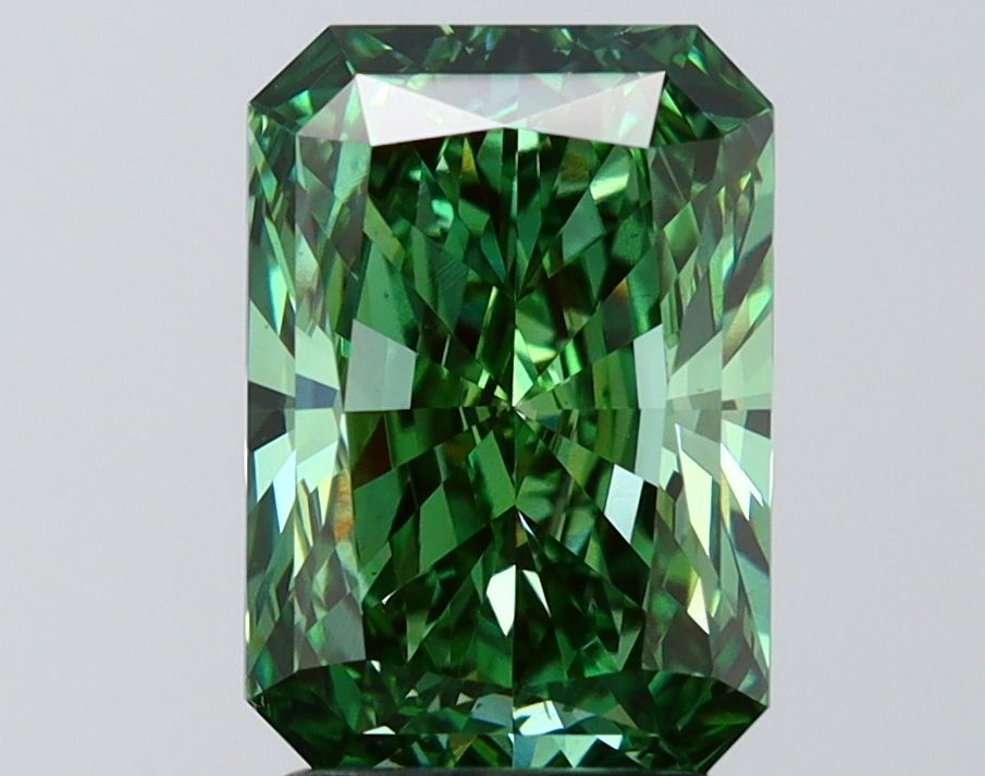 3.02 Carat Radiant Cut Fancy Green