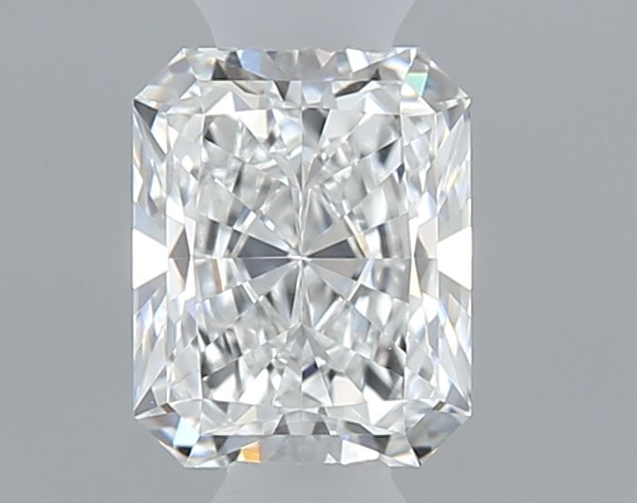 0.30 Carat F-VVS1 Radiant Cut Diamond