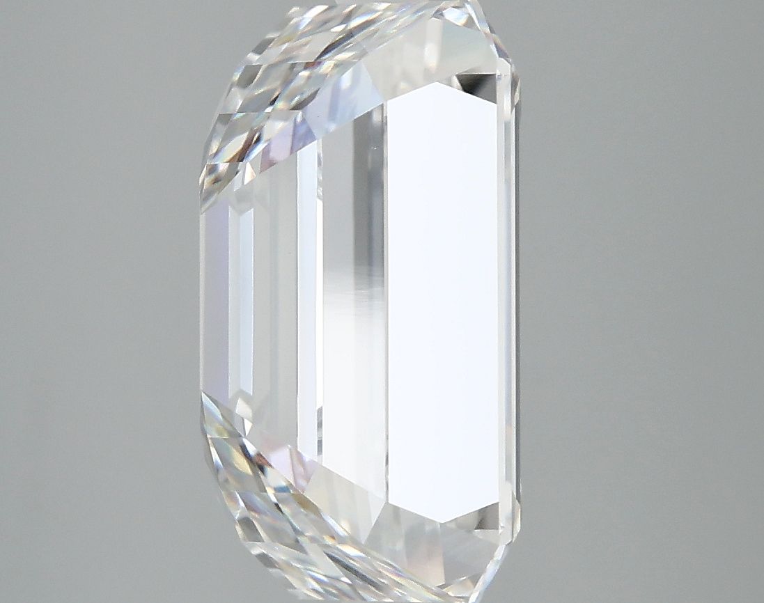 7.2 Carat E-VVS2 Emerald Lab Diamond