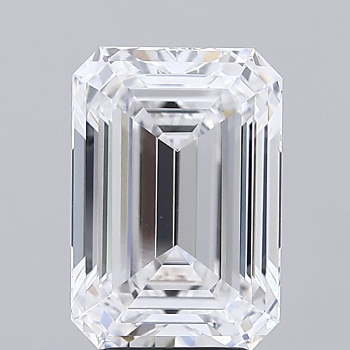 4.67 Carat D-VS1 Emerald Lab Diamond
