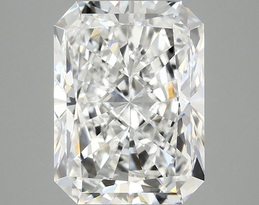 3.89 Carat E-VVS2 Radiant Lab Diamond