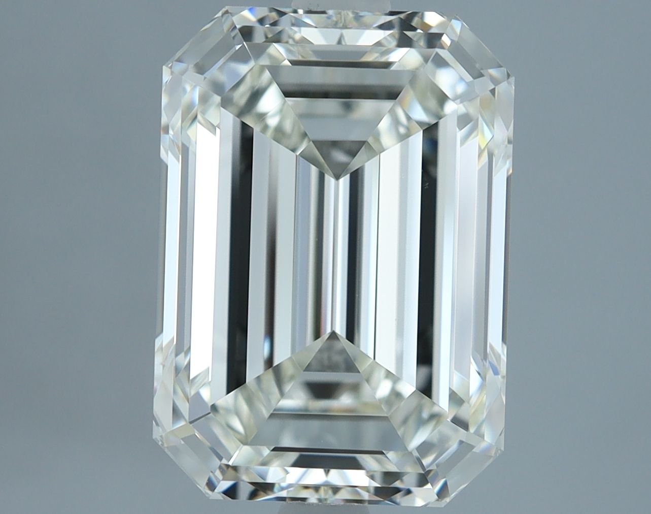 4.50 Carat I-VS1 Emerald Cut Diamond
