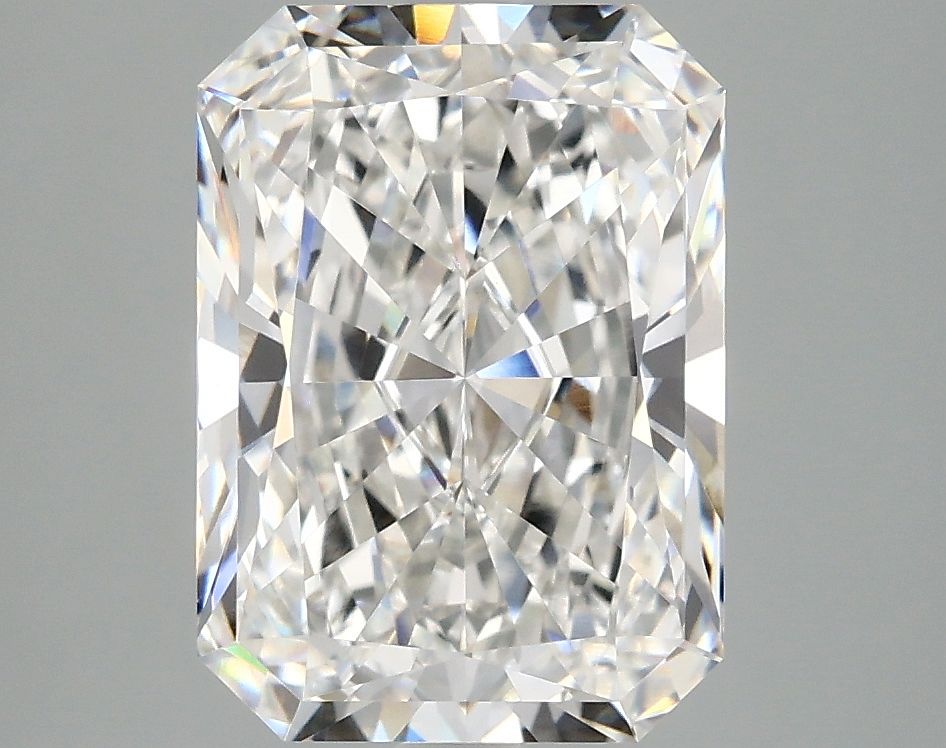 3.82 Carat E-VVS2 Radiant Lab Diamond