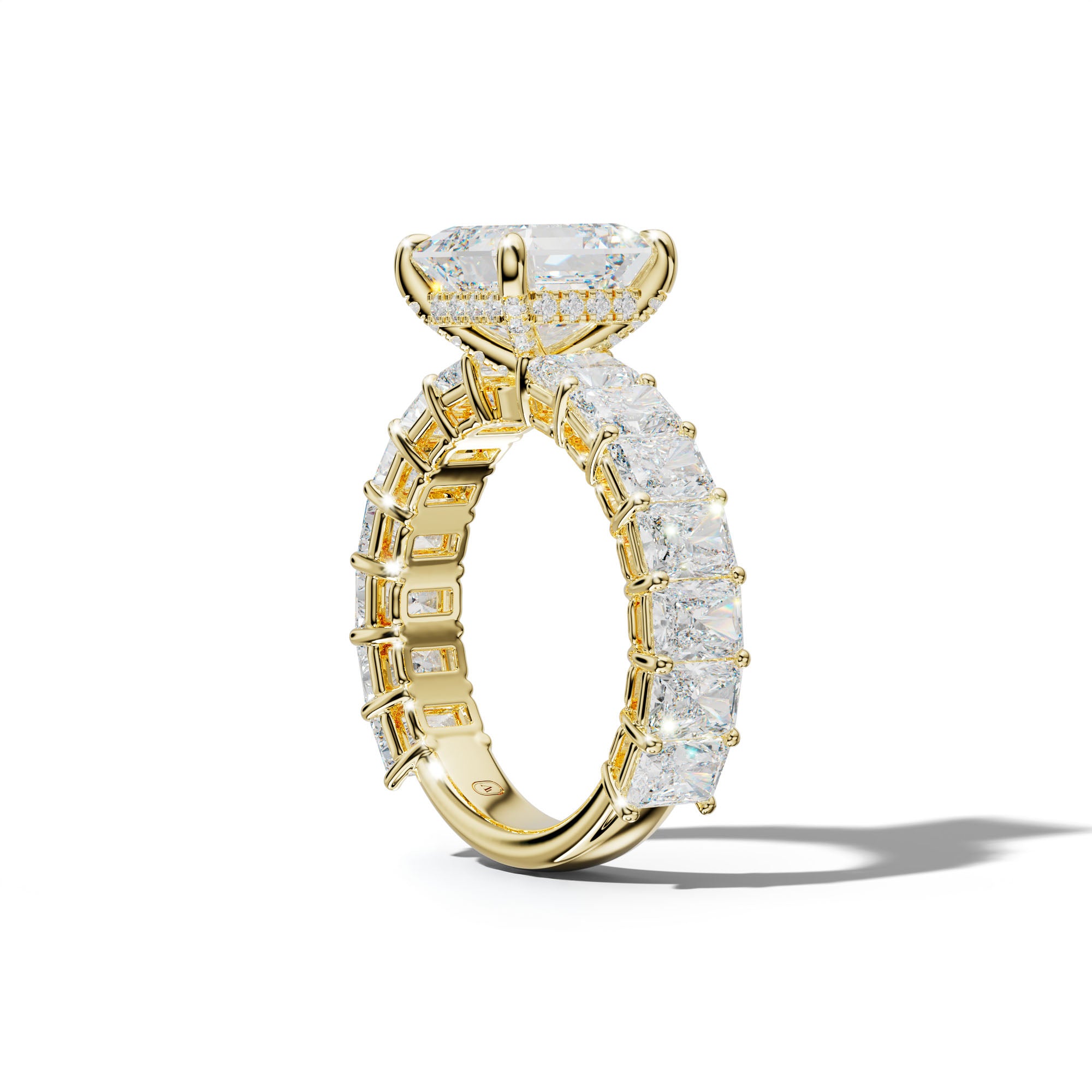 Naomi Asscher Diamond Engagement Ring With Radiant Side Stones