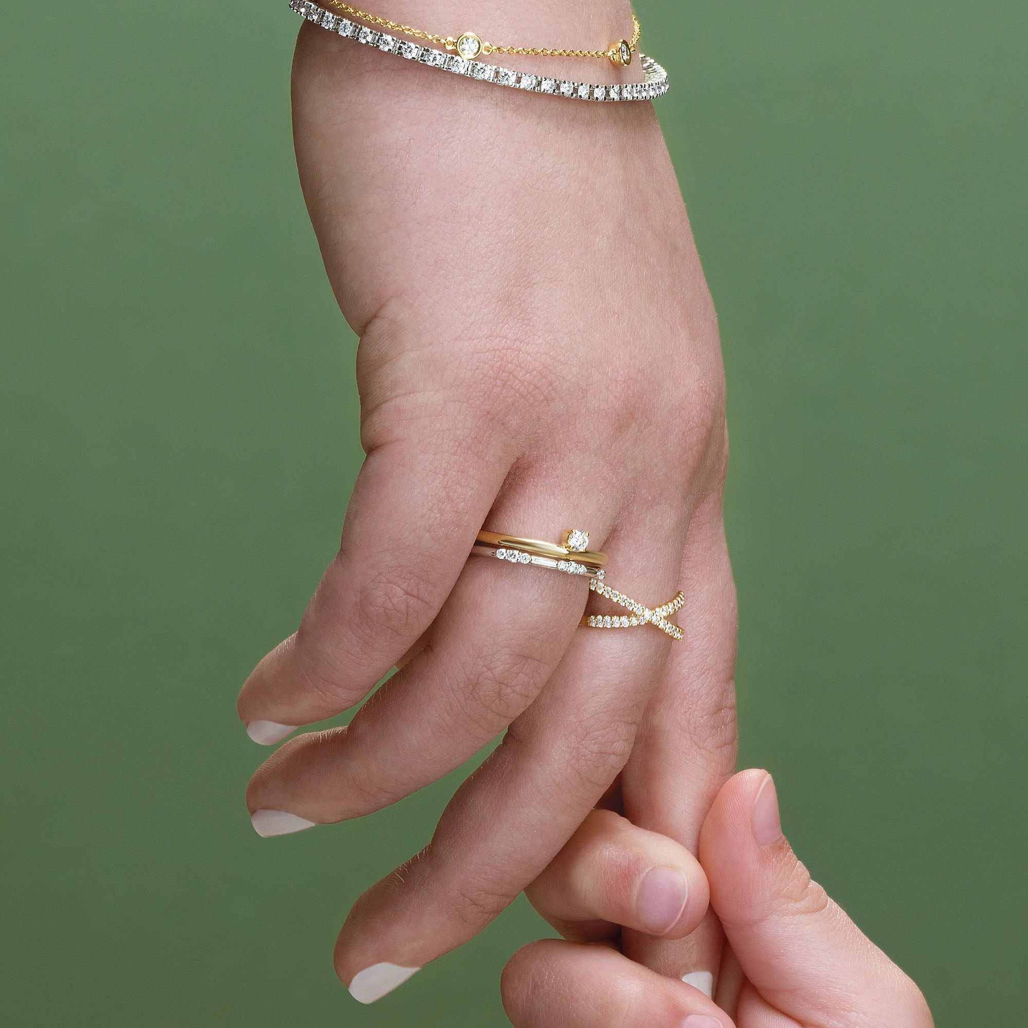 Criss Cross Round Diamond Band-VIRABYANI