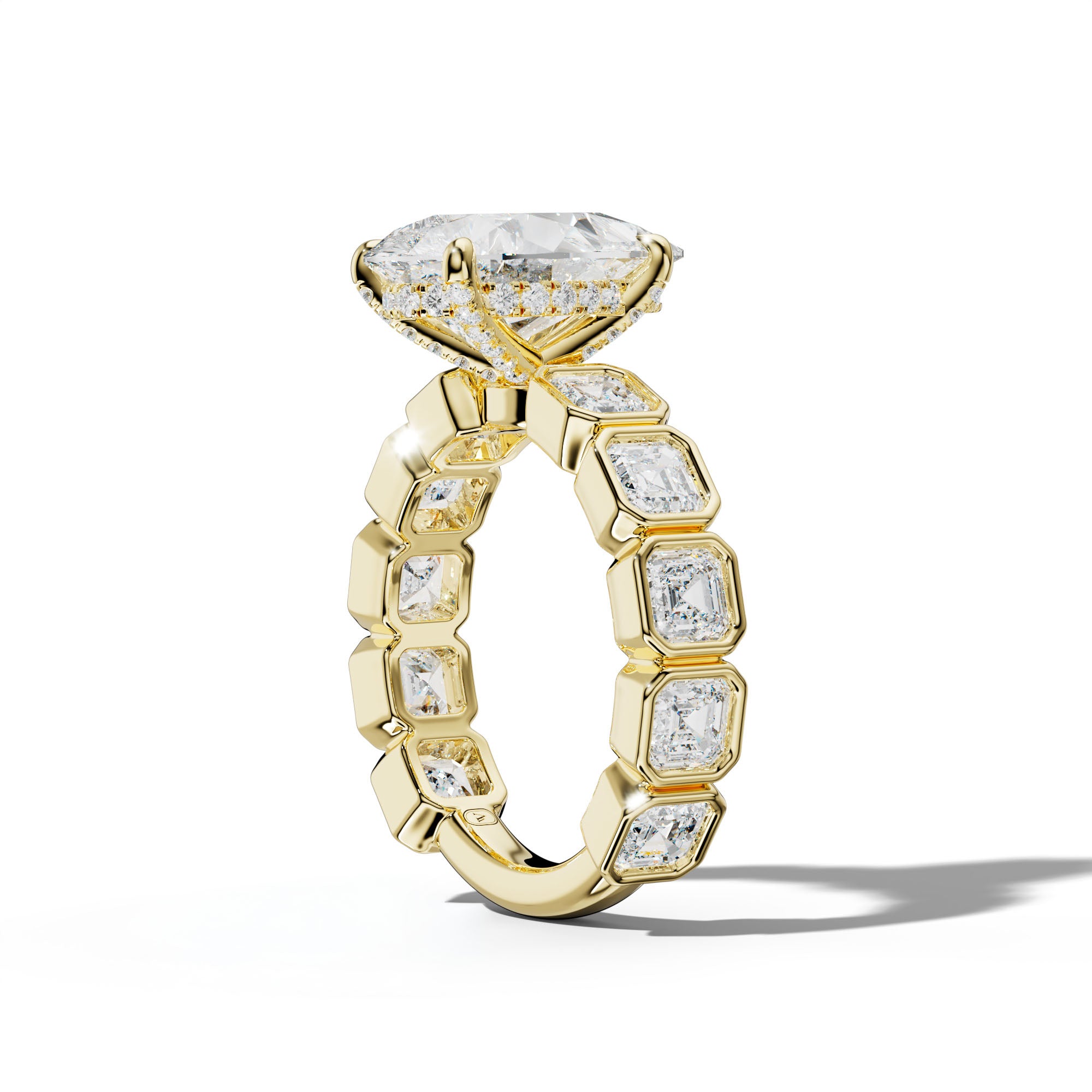 Reina Pear Shape Engagement Ring With Asscher Side Stones