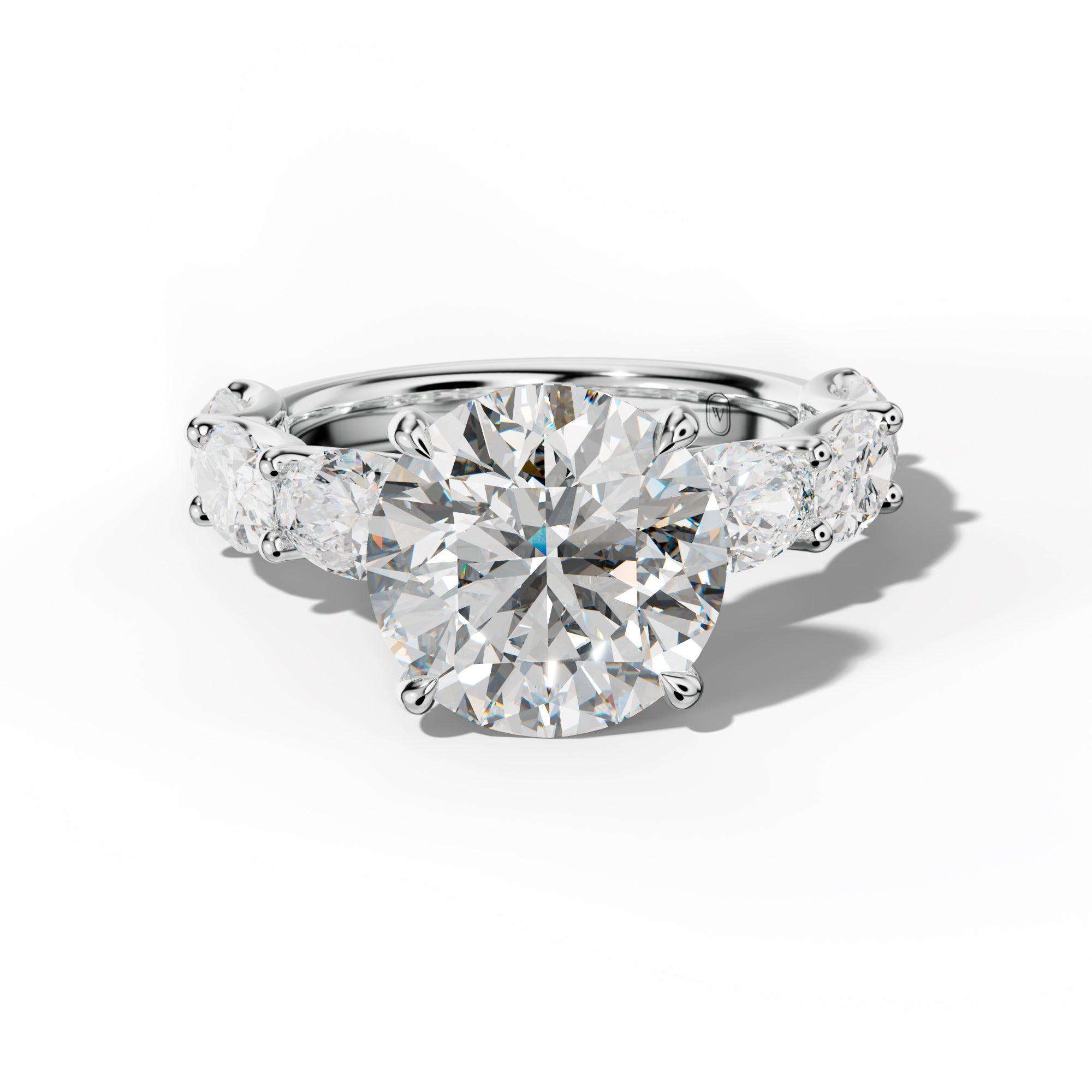Kinsley Round Diamond Engagement Ring With East West Oval Side Stones
