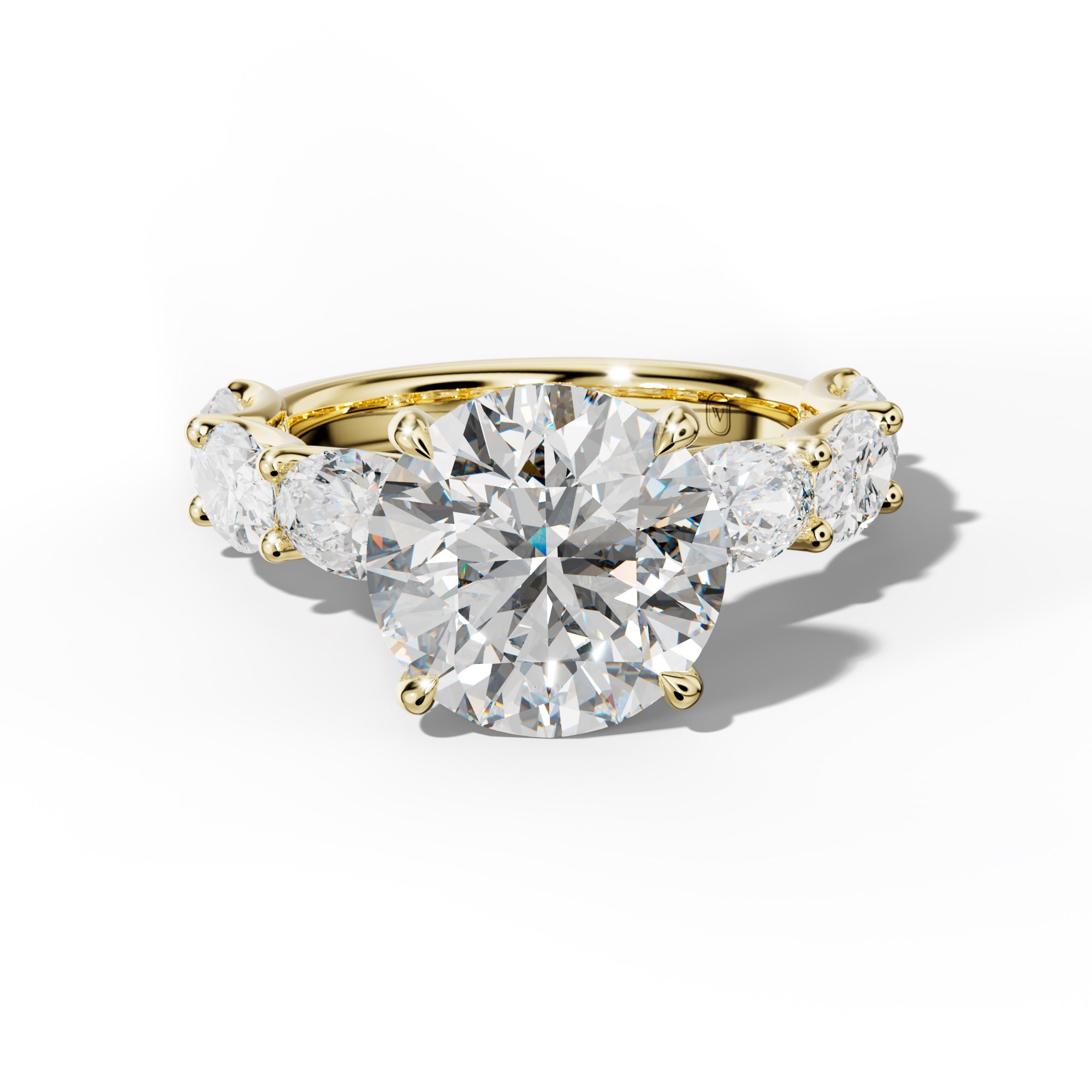 Kinsley Round Diamond Engagement Ring With East West Oval Side Stones