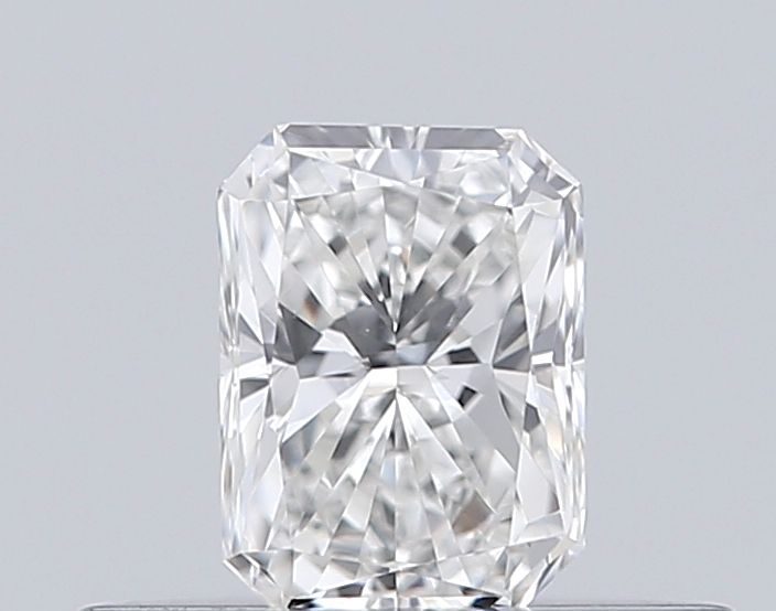 0.30 Carat I-VVS1 Radiant Cut Diamond