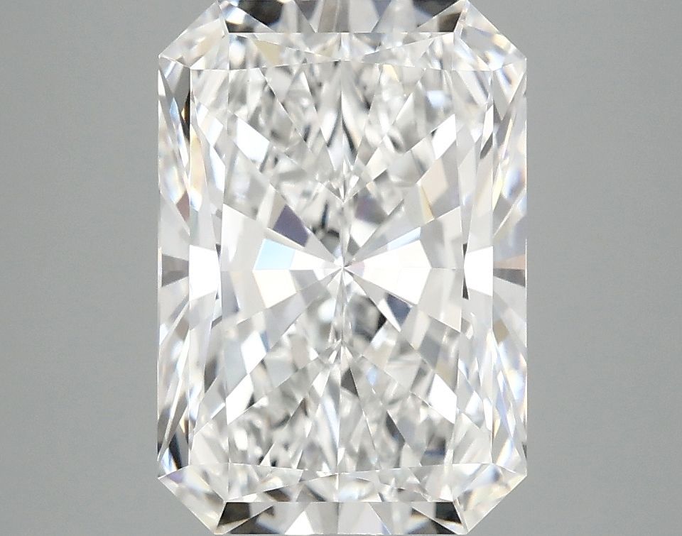 3.87 Carat E-VVS2 Radiant Lab Diamond