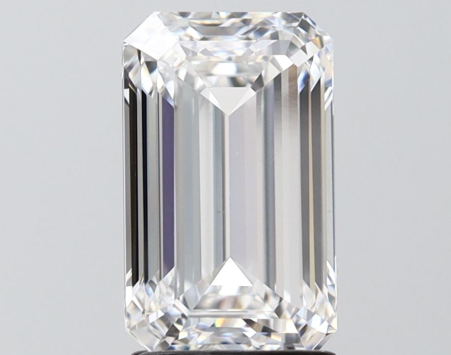 2.60 Carat D-VVS2 Emerald Lab Diamond