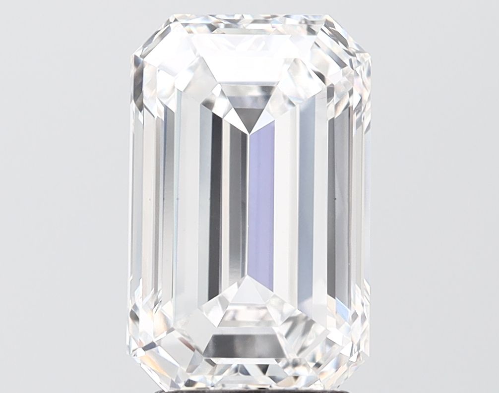 4.01 Carat E-VVS2 Emerald Lab Diamond
