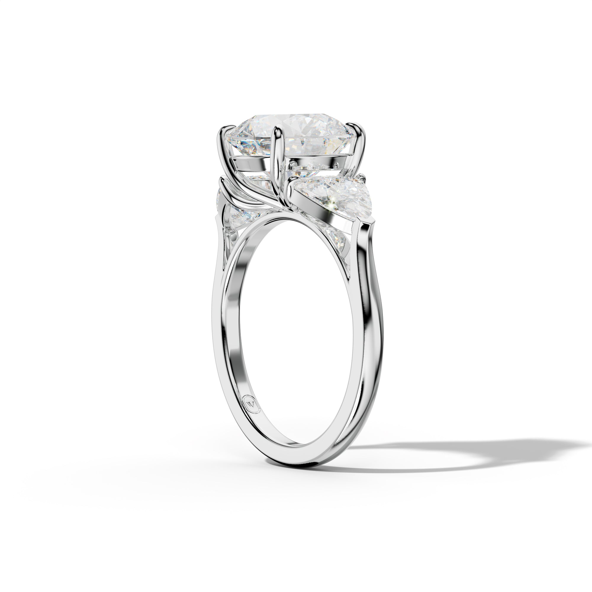 Ivy Round Diamond Engagement Ring