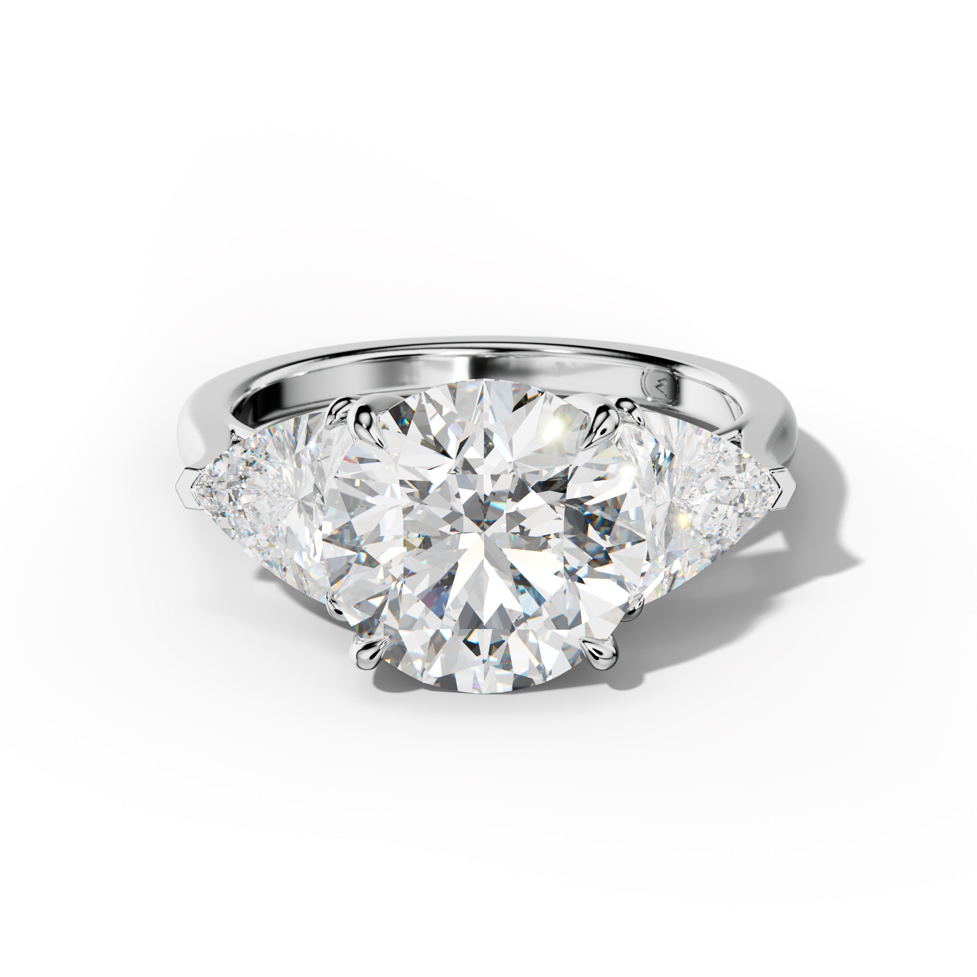 Ivy Round Diamond Engagement Ring