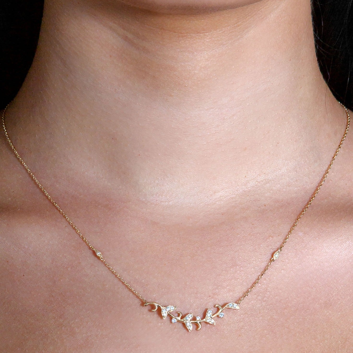 0.25 ctw Diamond Milgrain Leaf Necklace Pendant-VIRABYANI